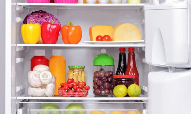 How to Deep Clean Your Fridge